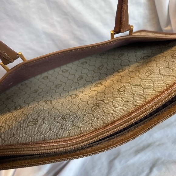 Christian Dior Honeycomb Canvas Vintage Hand Bag!Pre-loved. Beautiful canvas! - Picture 5 of 10